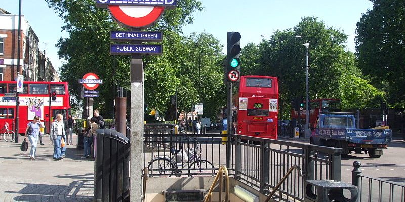 Taxi Transfer from Bethnal Green to Gatwick Airport