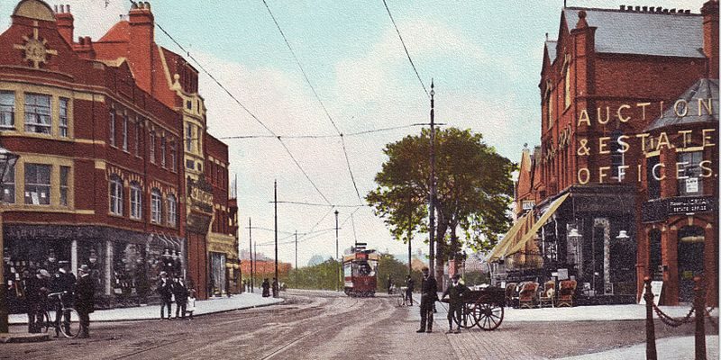 Taxi Transfer from Slough to Gatwick Airport