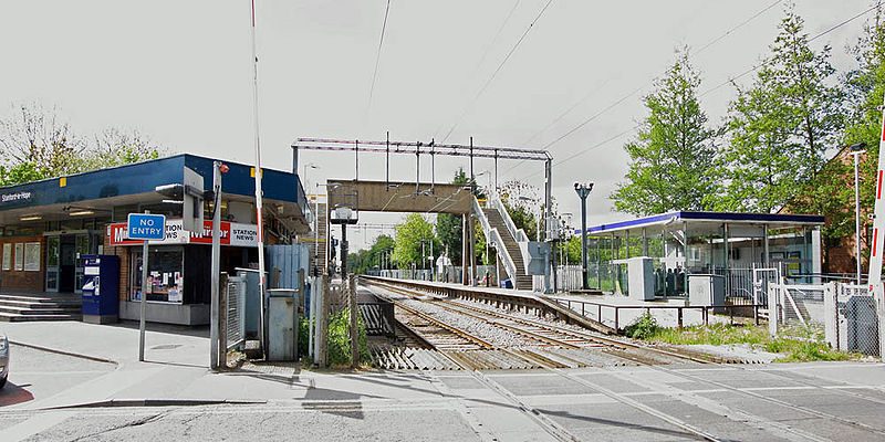 Taxi from Stanford-le-Hope to Gatwick Airport