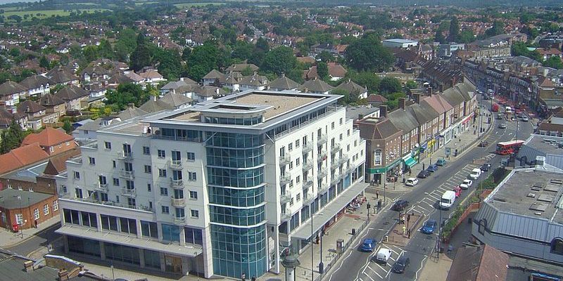 Taxi Transfer from Edgware to Heathrow Airport