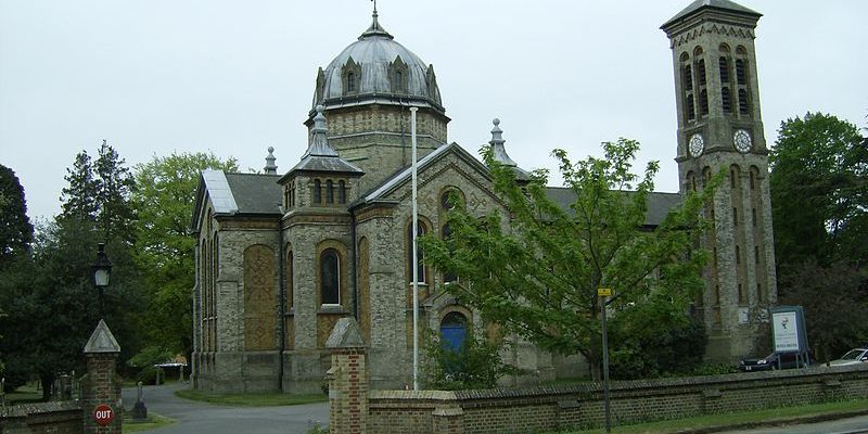 heathrow-airport-transfer-to-gerrards-cross Taxi from Gerrards Cross to Heathrow Airport