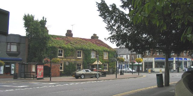 Taxi from Stanford-le-Hope to Heathrow Airport