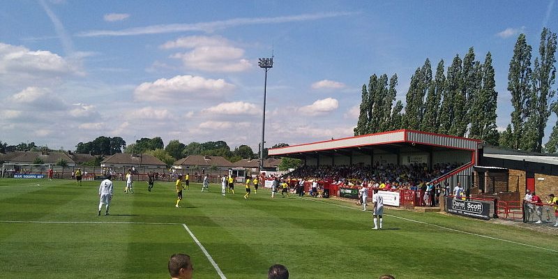 Taxi Transfer from Borehamwood to London City Airport