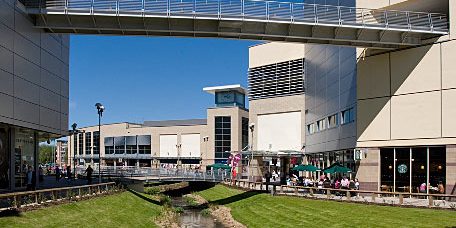 Taxi from Hemel Hempstead to London City Airport