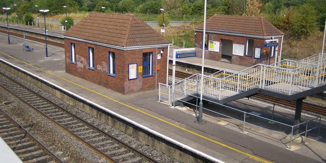 london-city-airport-transfer-to-iver Taxi Transfer from Iver to London City Airport