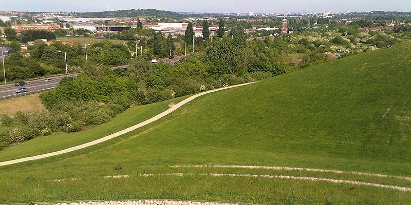 Taxi Transfer from Northolt to London City Airport