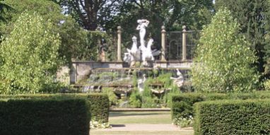 Taxi Transfer from Twickenham to London City Airport