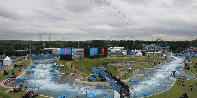 london-city-airport-transfer-to-waltham-cross Taxi from Waltham Cross to London City Airport