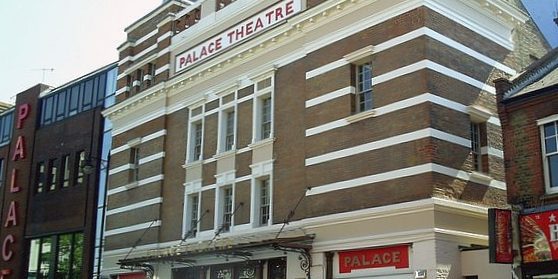 Taxi Transfer from Watford to London City Airport