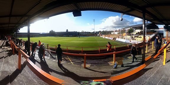 Taxi Transfer from Barnet to Luton Airport