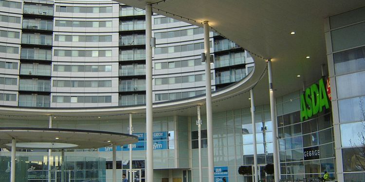 Taxi Transfer from Hounslow to Luton Airport