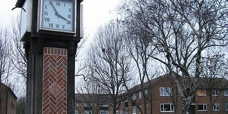 luton-airport-transfer-to-northolt Taxi Transfer from Northolt to Luton Airport