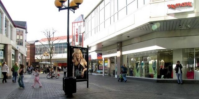 Taxi from St Albans to Luton Airport