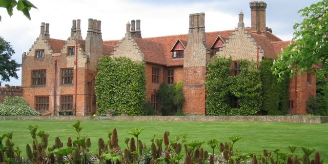 Taxi Transfer from Ingatestone to Stansted Airport