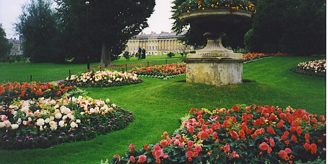 Taxi Transfer from London City Airport to Bath