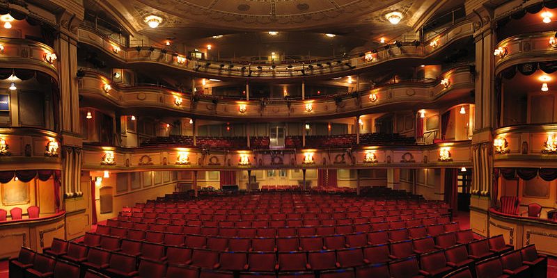 Taxi Transfer from London City Airport to Brighton