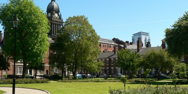 Taxi Transfer from London City Airport to Leeds