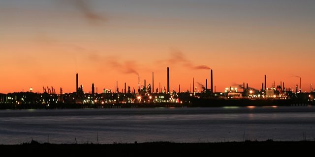 london-city-airport-transfer-to-port-of-southampton Taxi from London City Airport to Port of Southampton