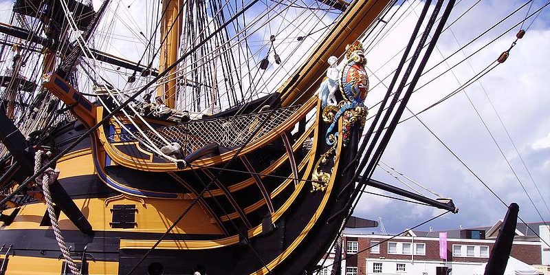 Taxi Transfer from London City Airport to Portsmouth