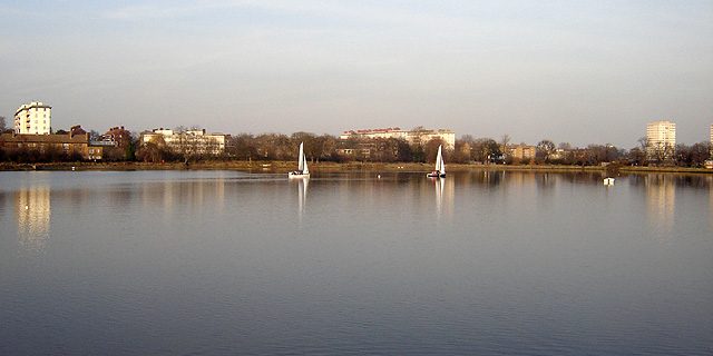 Taxi from Stoke Newington to London City Airport