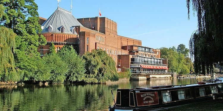 Taxi Transfer from London City Airport to Stratford-upon-Avon