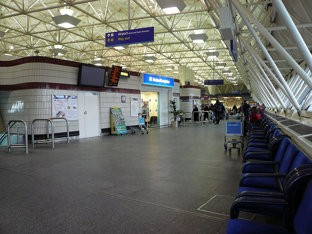 Gatwick to City Airport Transfer